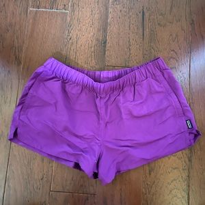 Patagonia Women’s barely baggies 2.5’’ shorts